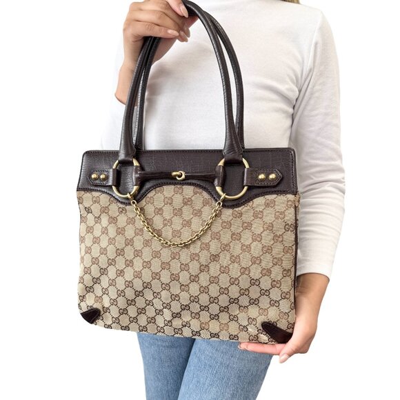 GUCCI Vintage Monogram Horsebit Chain Shoulder Bag Beige Brown Canvas [105425] - Picture 2 of 13